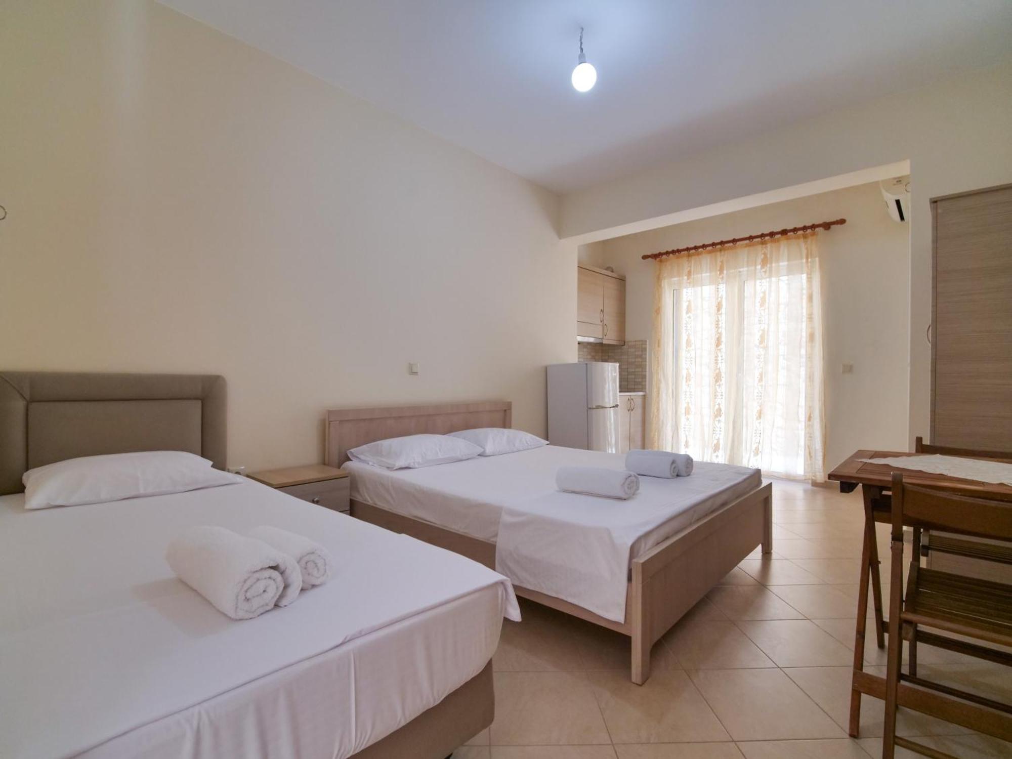 Bodini'S Rooms Himarë Exterior foto